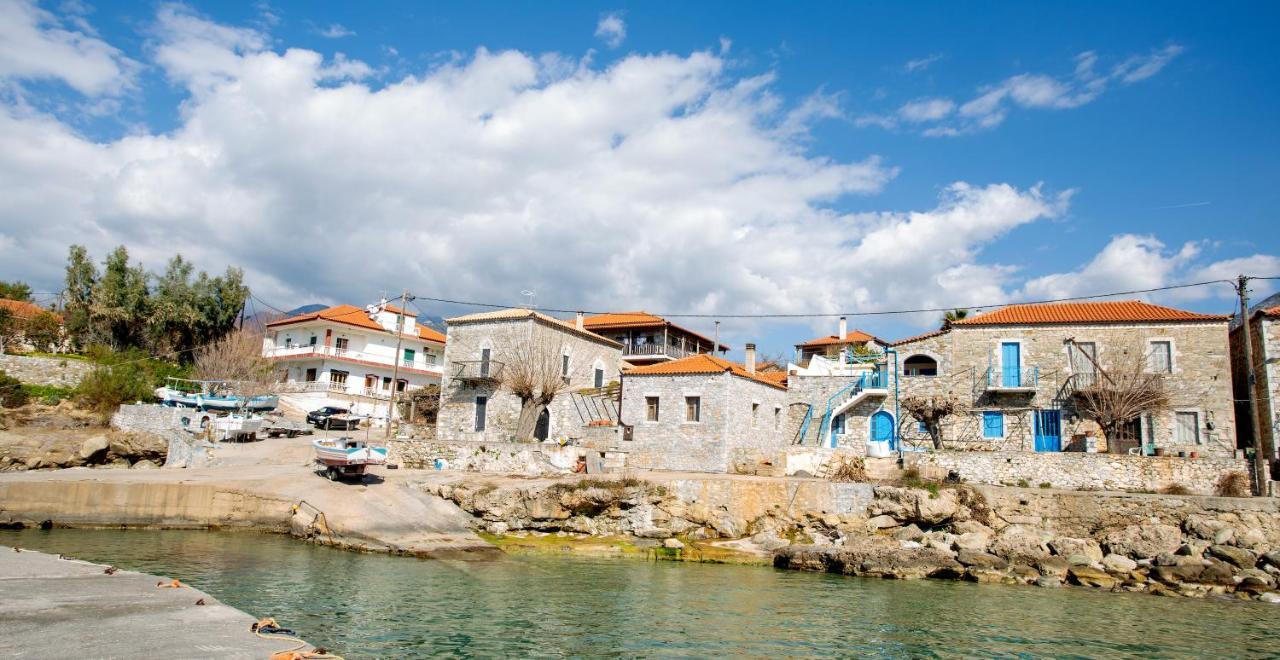 Mani Stone Towers Hotel Kotronion  Kültér fotó