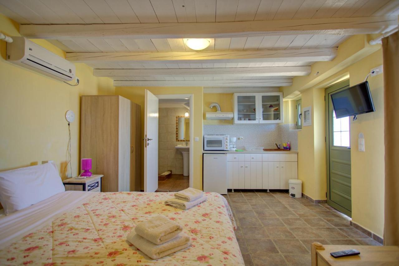 Mani Stone Towers Hotel Kotronion  Kültér fotó